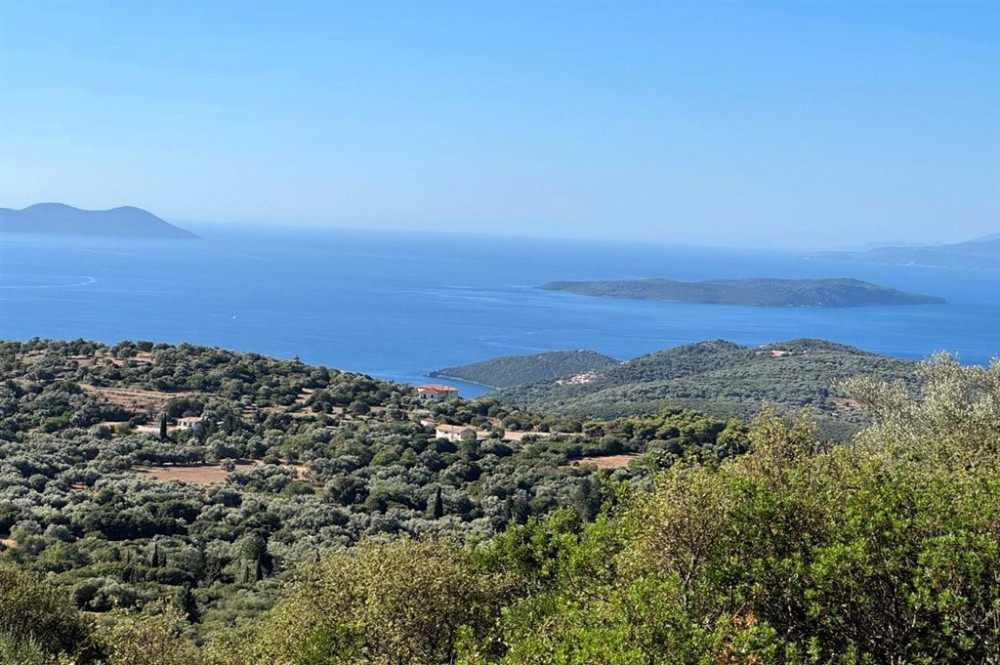 Fterno 180 Views 1.jpg